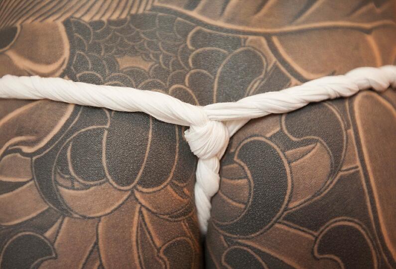 Sexy Körperkunst: Verrückte Tattoos - Spektakuläre Bilder...