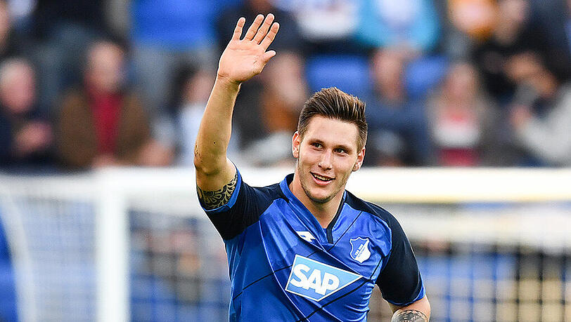 "Hallo München?" - Einem Medienbericht zufolge möchten die Bayern den Hoffenheimer Niklas Süle verpflichten. "Hallo München?" - Einem Medienbericht zufolge möchten die Bayern den Hoffenheimer Niklas Süle verpflichten.