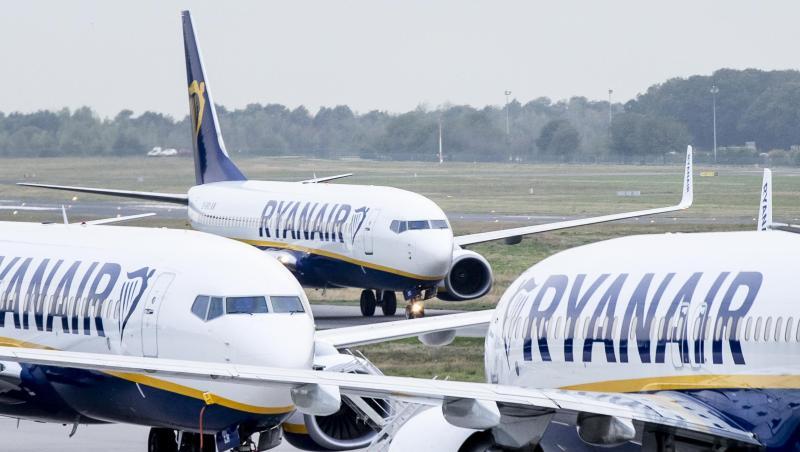 Die irische Billig-Fluggesellschaft Ryanair ist das sechste Jahr in Folge Schlusslicht in einer Befragung der britischen Verbraucherorganisation "Which?". Die irische Billig-Fluggesellschaft Ryanair ist das sechste Jahr in Folge Schlusslicht in einer Befragung der britischen Verbraucherorganisation "Which?".