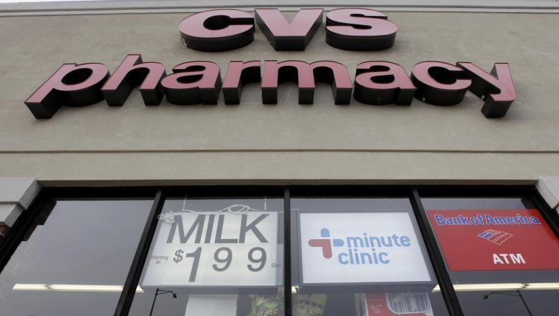 Die Drogerieketten CVS und Walgreens sowie die Lebensmittelkette Wegmans Food Market haben sich den Einzelhändlern angeschlossen, die keine offen getragenen Schusswaffen mehr zulassen wollen. Die Drogerieketten CVS und Walgreens sowie die Lebensmittelkette Wegmans Food Market haben sich den Einzelhändlern angeschlossen, die keine offen getragenen Schusswaffen mehr zulassen wollen.