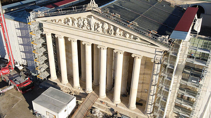 Ohne Gerüst: Die Glyptothek am Königsplatz.