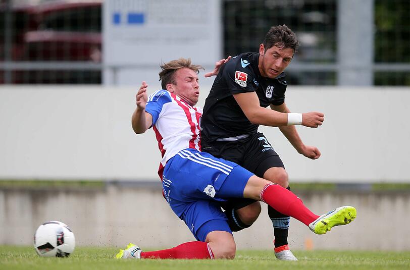 Die Bilder vom 9:0-Kantersieg der Löwen in Pöllau.