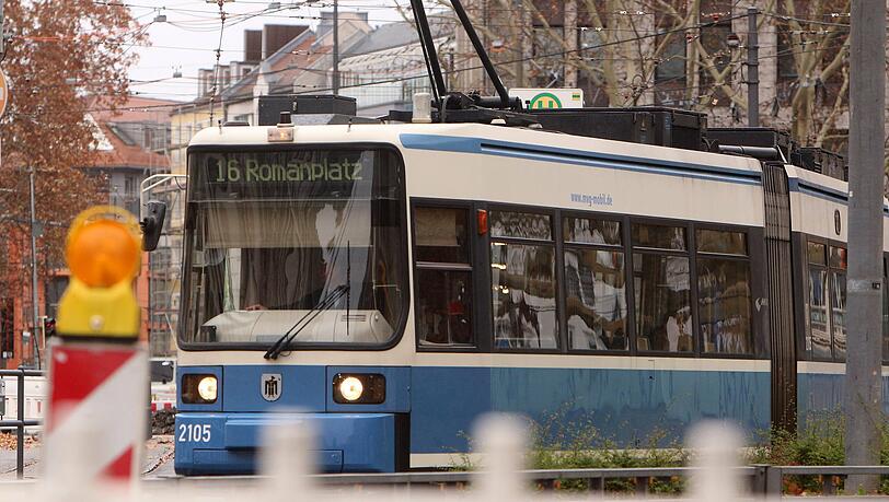 Eine Tram am Sendlinger Tor. (Archivbild)