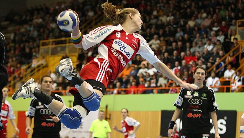 Punkten für Nürnberg: die Club-Handballerinas Punkten für Nürnberg: die Club-Handballerinas
