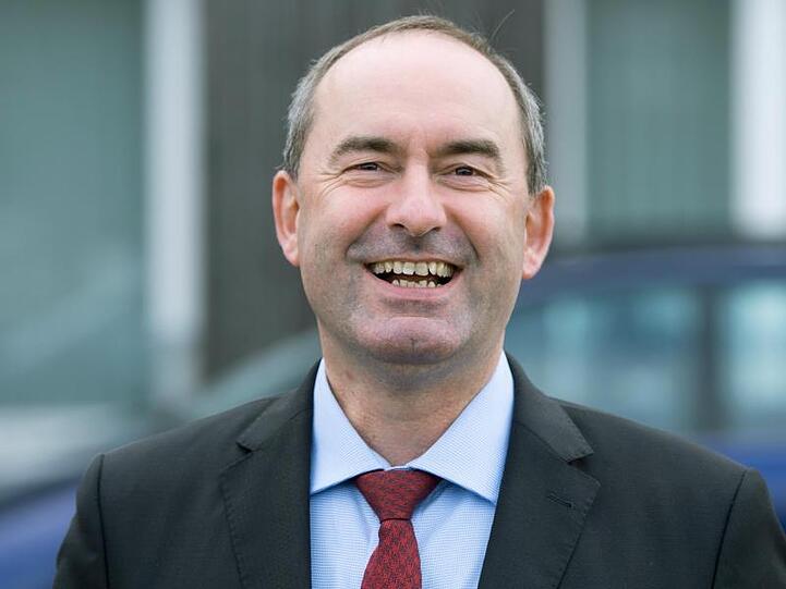 Hubert Aiwanger (Freie Wähler), stellvertretender Ministerpräsident und Staatsminister für Wirtschaft in Bayern. Foto: Sebastian Kahnert/dpa-Zentralbild/ZB/Archivbild