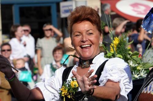 Ausgerechnet die langjährige Oktoberfest-Chefin Gabriele Weishäupl hat bei einer Benefiz-Tombola einen Wiesn-Abend gewonnen.