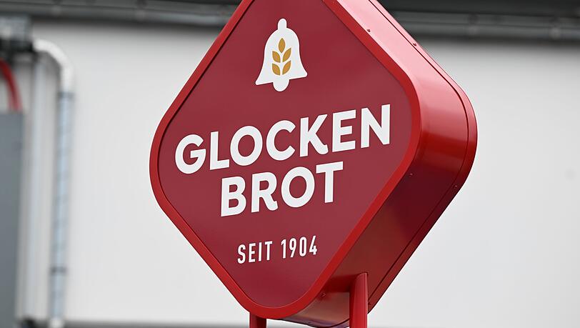 Die Glockenbrot-Bäckerei wurde 1904 gegründet.  Seit 1986 gehört sie zur Rewe-Gruppe, seit 2010 auch das Werk in Bergkirchen. (Archivbild)