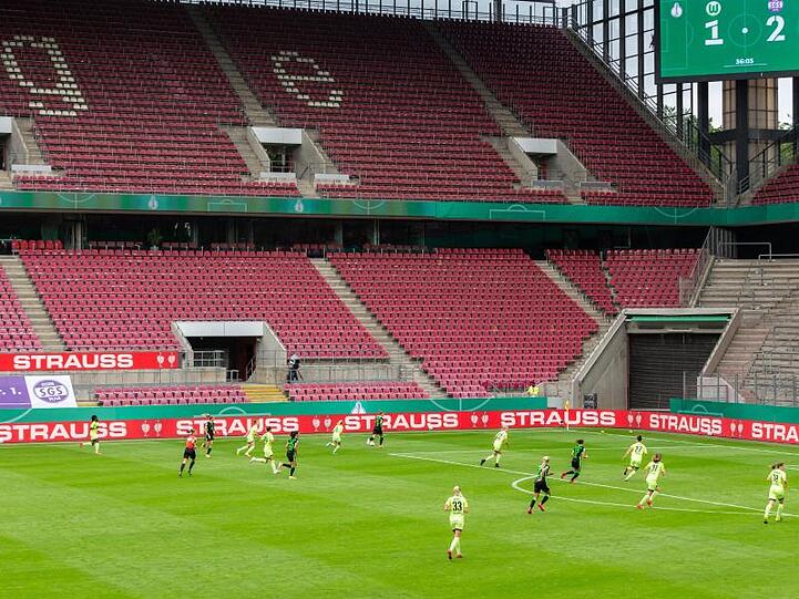 Wegen der Corona-Pandemie fand auch das Frauen-Finale in Köln vor leeren Rängen statt.
