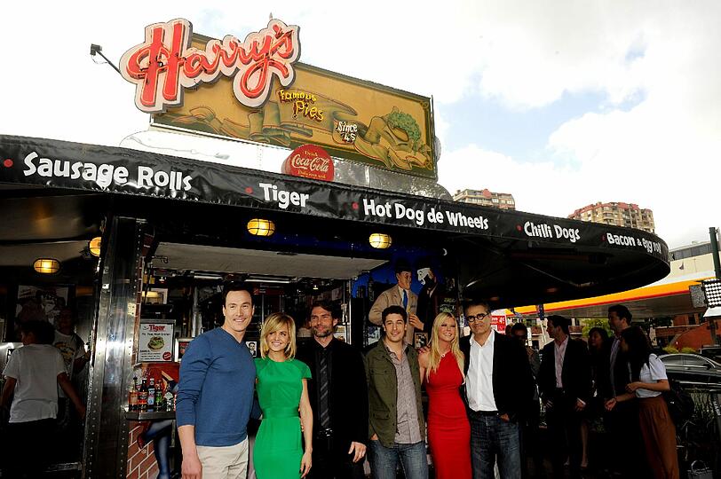 Insgesamt ist der Film die achte Version der American Pie-Reihe. Er soll am 6. April 2012 in die amerikanischen und am 26. April 2012 in die deutschen Kinos kommen.