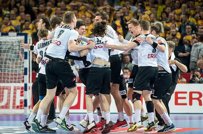 Mit dem Sieg über Slowenien ziehen die deutschen Handballer souverän in die Hauptrunde ein.