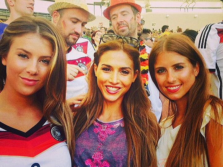 André Schürrle und Montana Yorke haben sich getrennt. Sehen Sie hier die heißesten Bilder der Kanadierin.