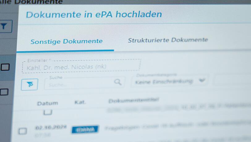 Die E-Akte soll für Patienten und Praxen zum Alltag werden. (Archivbild)