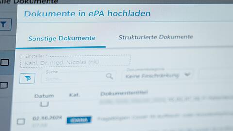 Die E-Akte soll für Patienten und Praxen zum Alltag werden. (Archivbild)