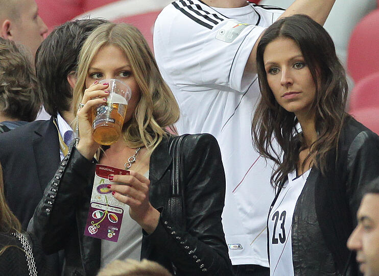 Sarah Brandner und Silvia Meichel, die Freundin von Mario Gomez.
