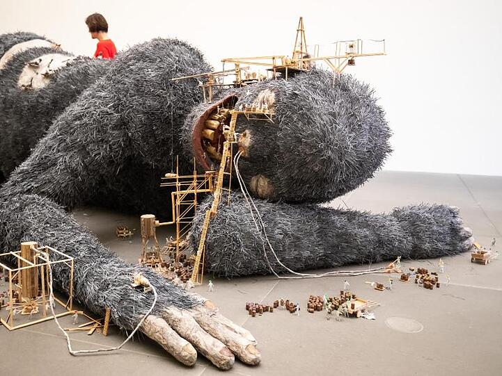 King Kong: Nürnberger Museum zeigt neue Skulptur. Foto: Daniel Karmann