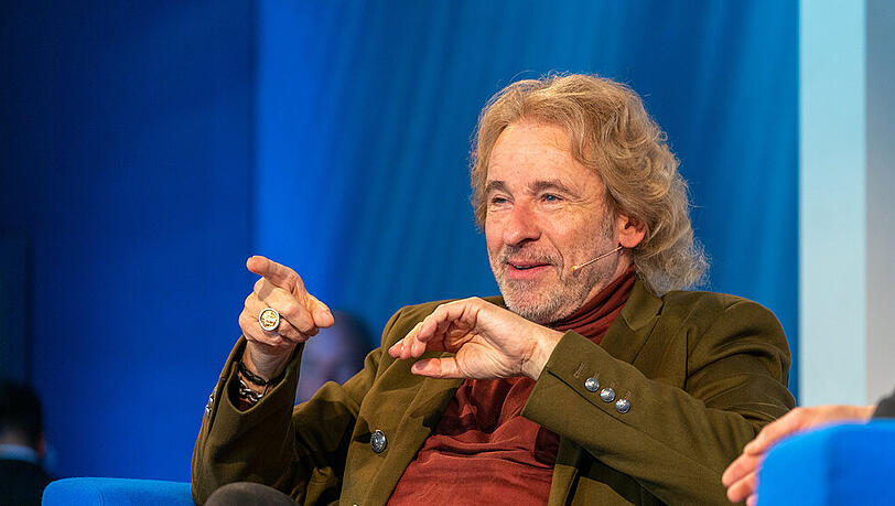 Thomas Gottschalk gibt für eine ARD-Show den Old Shatterhand Thomas Gottschalk gibt für eine ARD-Show den Old Shatterhand