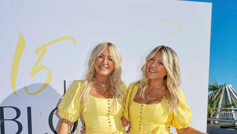 Gastgeberin Ayse Auth und ihre Schwester Hatice Nizam Gastgeberin Ayse Auth und ihre Schwester Hatice Nizam