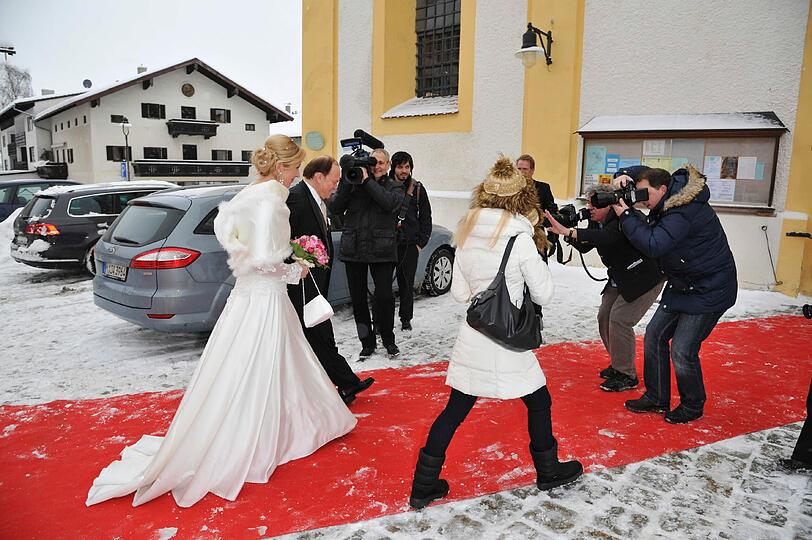 Die Traumhochzeit von Star-Koch Winkler und seiner Denise - sehen Sie hier die wunderschönen Bilder aus dem zugeschneiten Aschau.