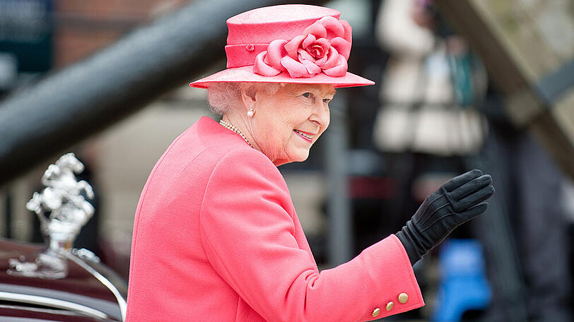 Die Queen zieht sich wegen der Corona-Krise vorzeitig auf Schloss Windsor zurück.