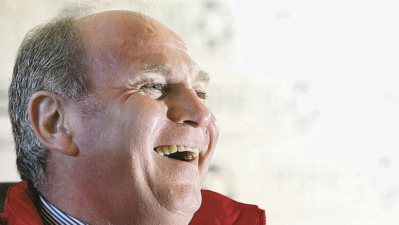 „Ein feiner Zug von Hoeneß!“ Löwen-Fans sind dem Bayern-Manager dankbar für die Kartenvergabe beim Derby. „Ein feiner Zug von Hoeneß!“ Löwen-Fans sind dem Bayern-Manager dankbar für die Kartenvergabe beim Derby.
