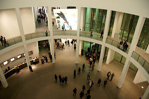 Die Neue Sammlung in der Pinakothek der Moderne zeigt jetzt in der Schau "Democratic Design" Schweden-Tradition und skandinavische Moderne bei Ikea.