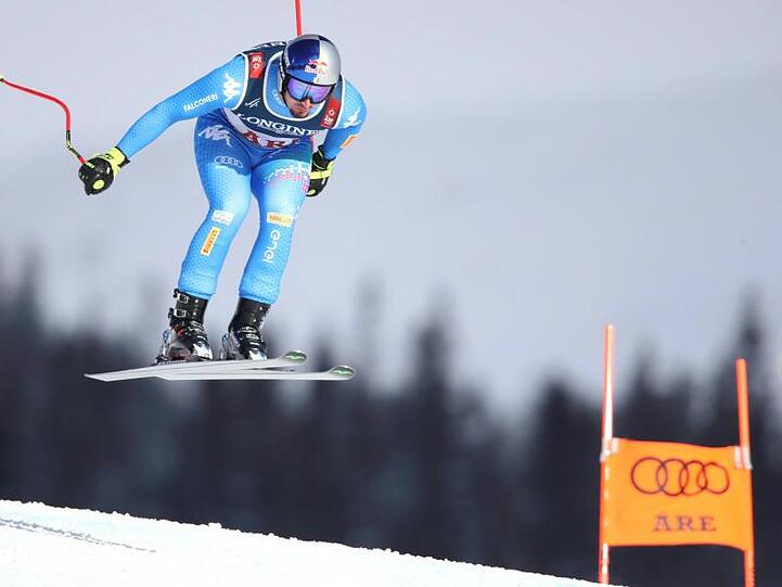 Dominik Paris aus Italien liegt nach der Abfahrt bei der WM-Kombination in Führung.
