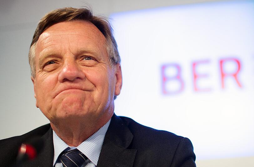 Nach zwei Jahren tritt Hartmut Mehdorn (72) als Manager des Pannen-Flughafens BER zurück