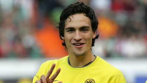 Victory: bei den bayern bekam er keine Chance, beim BVB erhält er sie jetzt.  Vier Jahre lang: Mats Hummels.