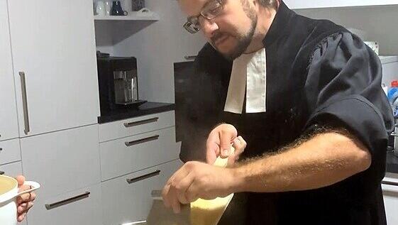 Pfarrer-in-Bayern-wagt-verr-ckte-Aktion-Klappt-das-K-sesp-tzle-Wunder-