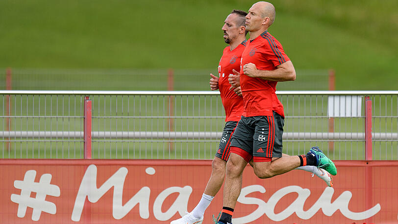 Franck Ribéry (links) und Arjen Robben beim Bayern-Training an der Säbener Straße.