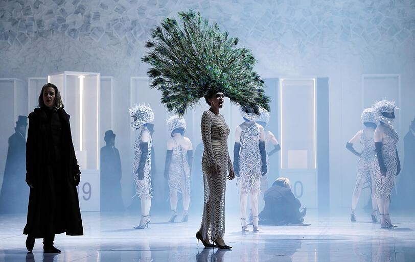 "Hoffmanns Erzählungen" im Gärtnerplatztheater.