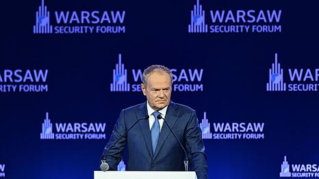Polens Regierungschef Donald Tusk k&uuml;ndigte an, dass die mutma&szlig;lichen Saboteure sich vor der polnischen Justiz verantworten m&uuml;ssten.
