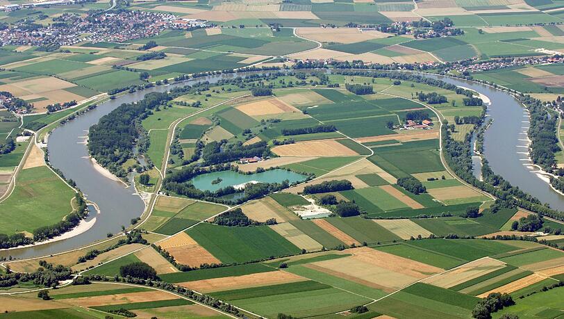 Die Mühlhamer Schleife im Kreis Deggendorf: Bleibt sie von Staustufe und Kanal verschont?