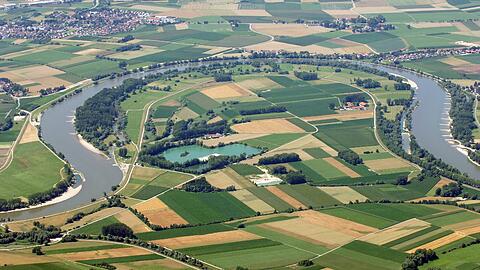 Die Mühlhamer Schleife im Kreis Deggendorf: Bleibt sie von Staustufe und Kanal verschont?