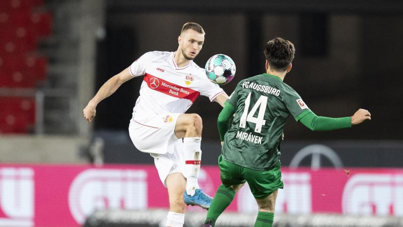 VfB-Stürmer Sasa Kalajdzic (l) wurde positiv auf das Coronavirus getestet.