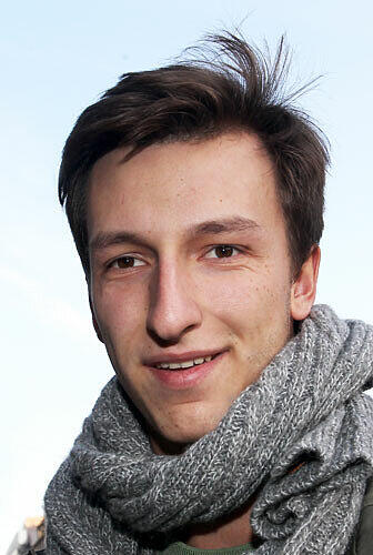 Franz Kubbillum (20), Student: &bdquo;Zu Weihnachten wünsche ich mir nichts Großes. Denn unter Freunden schenken wir uns eh nichts und meine Eltern werde ich bitten, mir ein warmes Paar Stiefel zu schenken. Ein neues Armband für meine Uhr brauche ich auch.&ldquo;