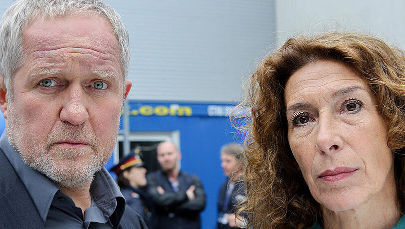 "Tatort: Gier": Die Mitarbeiterin einer Chemiefabrik ist tot - das Wiener Team ermittelt "Tatort: Gier": Die Mitarbeiterin einer Chemiefabrik ist tot - das Wiener Team ermittelt