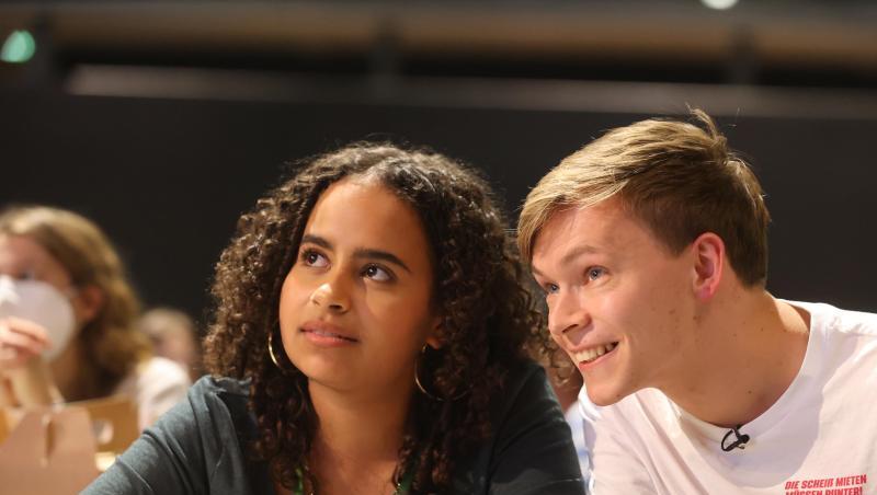 Sarah-Lee Heinrich und Timon Dzienus sind die neu gewählte Spitze der Grünen Jugend.