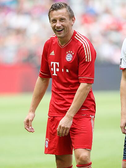 IVICA OLIC: Der Kroate kam nach 86 Minuten für Kroos. Das Bundesliga-Comeback als grandioses Erlbebnis. Rackerte vor dem 1:0 den Ball in die Mitte. Und wurde von den Fans am meisten gefeiert. NOTE: 1
