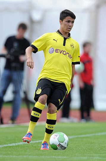 BORUSSIA DORTMUND: Für den 18-jährigen Leonardo Bittencourt hat der deutsche Meister drei Millionen Ablöse an Cottbus überwiesen. Er gilt als Supertalent.