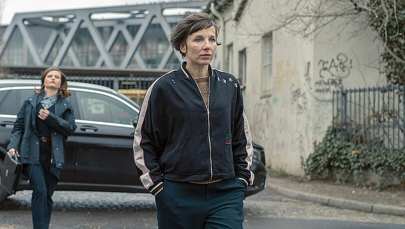 Meret Becker ist im "Tatort: Das Leben nach dem Tod" wieder als Hauptkommissarin Nina Rubin im Einsatz Meret Becker ist im "Tatort: Das Leben nach dem Tod" wieder als Hauptkommissarin Nina Rubin im Einsatz