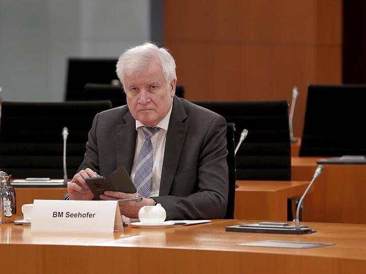 Bundesinnenminister Horst Seehofer vor einer der wöchentlichen Kabinettssitzungen im Kanzleramt.