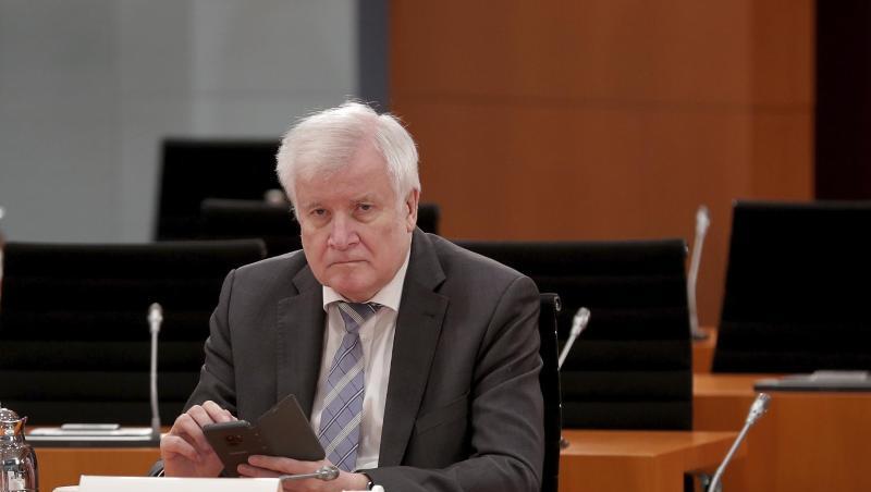 Bundesinnenminister Horst Seehofer vor einer der wöchentlichen Kabinettssitzungen im Kanzleramt. Bundesinnenminister Horst Seehofer vor einer der wöchentlichen Kabinettssitzungen im Kanzleramt.