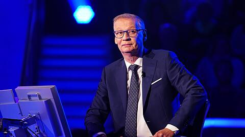 RTL-Quizmaster G&uuml;nther Jauch pr&auml;sentiert "Wer wird Million&auml;r?" seit 1999