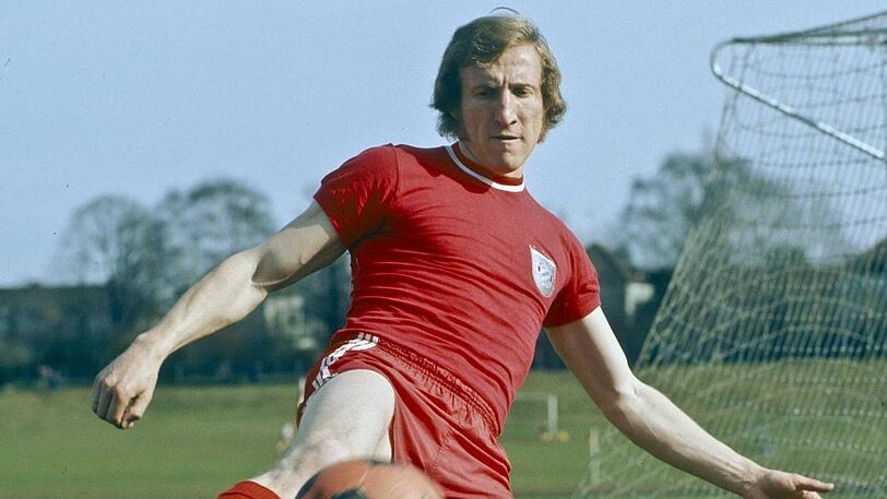 HANS-GEORG SCHWARZENBECK: Innenverteidiger - Umgerechneter Marktwert: 75 Millionen Euro - Beim FC Bayern aktiv: 1966 bis 1980 - Bewertete Saison: 1973/74