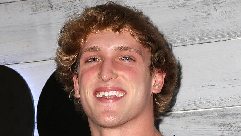 YouTube-Star Logan Paul will Ex-Weltmeister Floyd Mayweather zum Kampf herausfordern. YouTube-Star Logan Paul will Ex-Weltmeister Floyd Mayweather zum Kampf herausfordern.