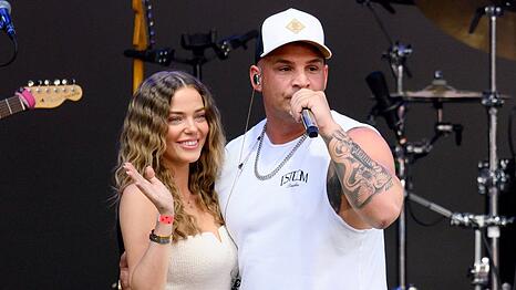 Laura Maria Rypa und Pietro Lombardi sorgen immer wieder mit ihrer Beziehung f&uuml;r Schlagzeilen.