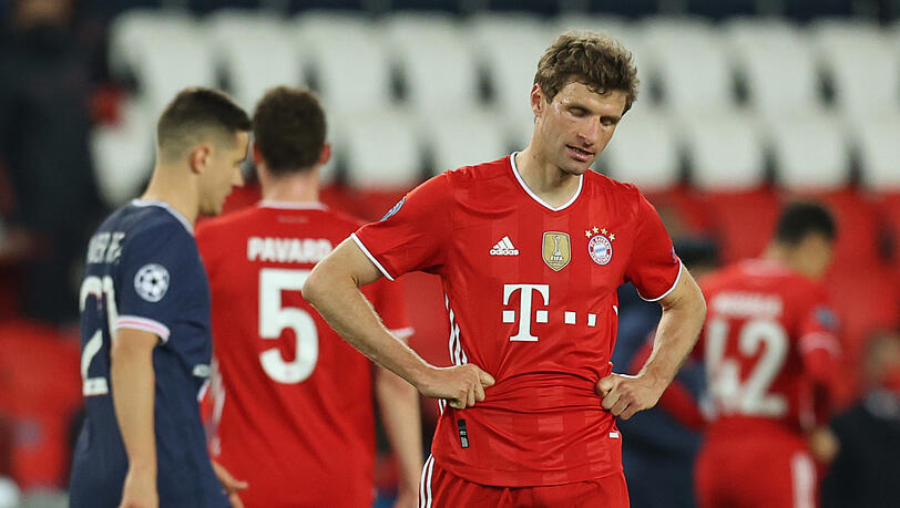 Bitteres Aus im Viertelfinale: Die Bayern um Thomas Müller scheitern in der Saison 20/21 an PSG. Bitteres Aus im Viertelfinale: Die Bayern um Thomas Müller scheitern in der Saison 20/21 an PSG.