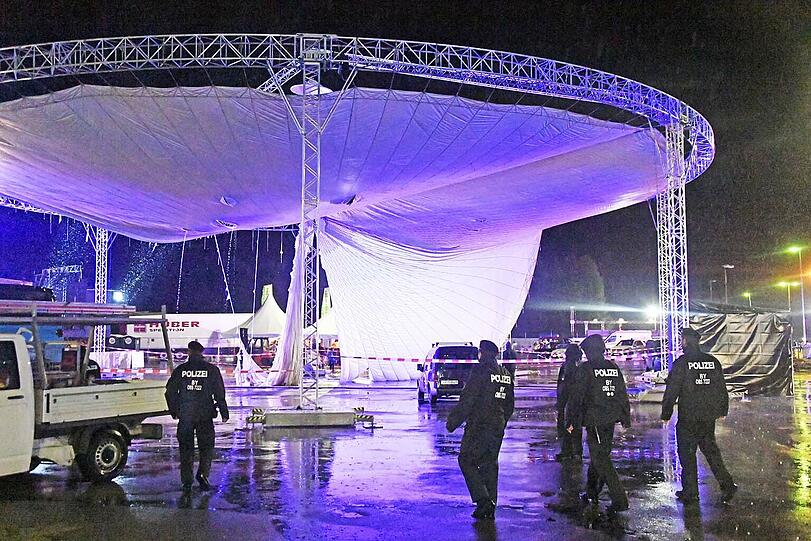 Großflächige Verwüstung und Verletzte beim Echelon-Festival. Die Bilder.