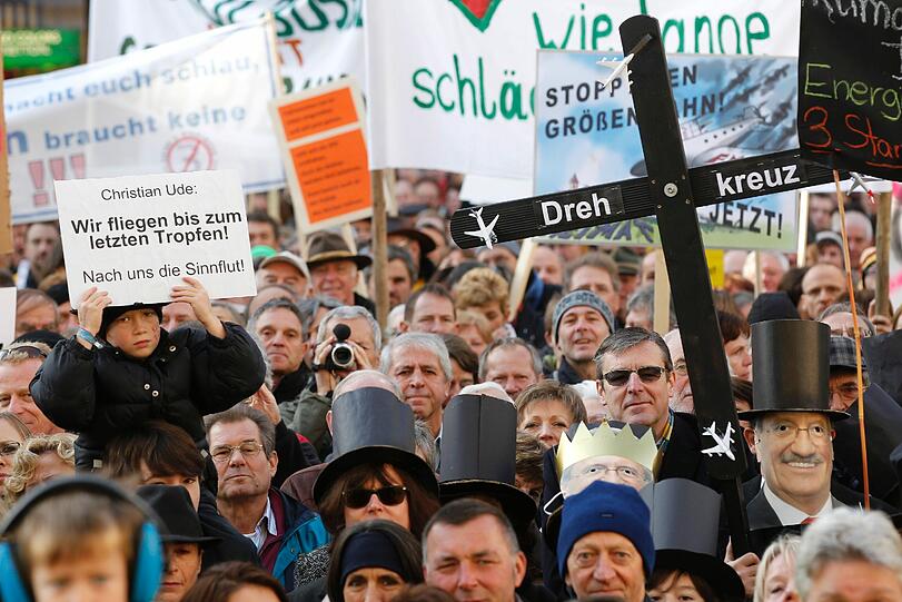 An der Protestkundgebung des Bündnisses AufgeMUCkt nahmen mehrere tausend Menschen teil.